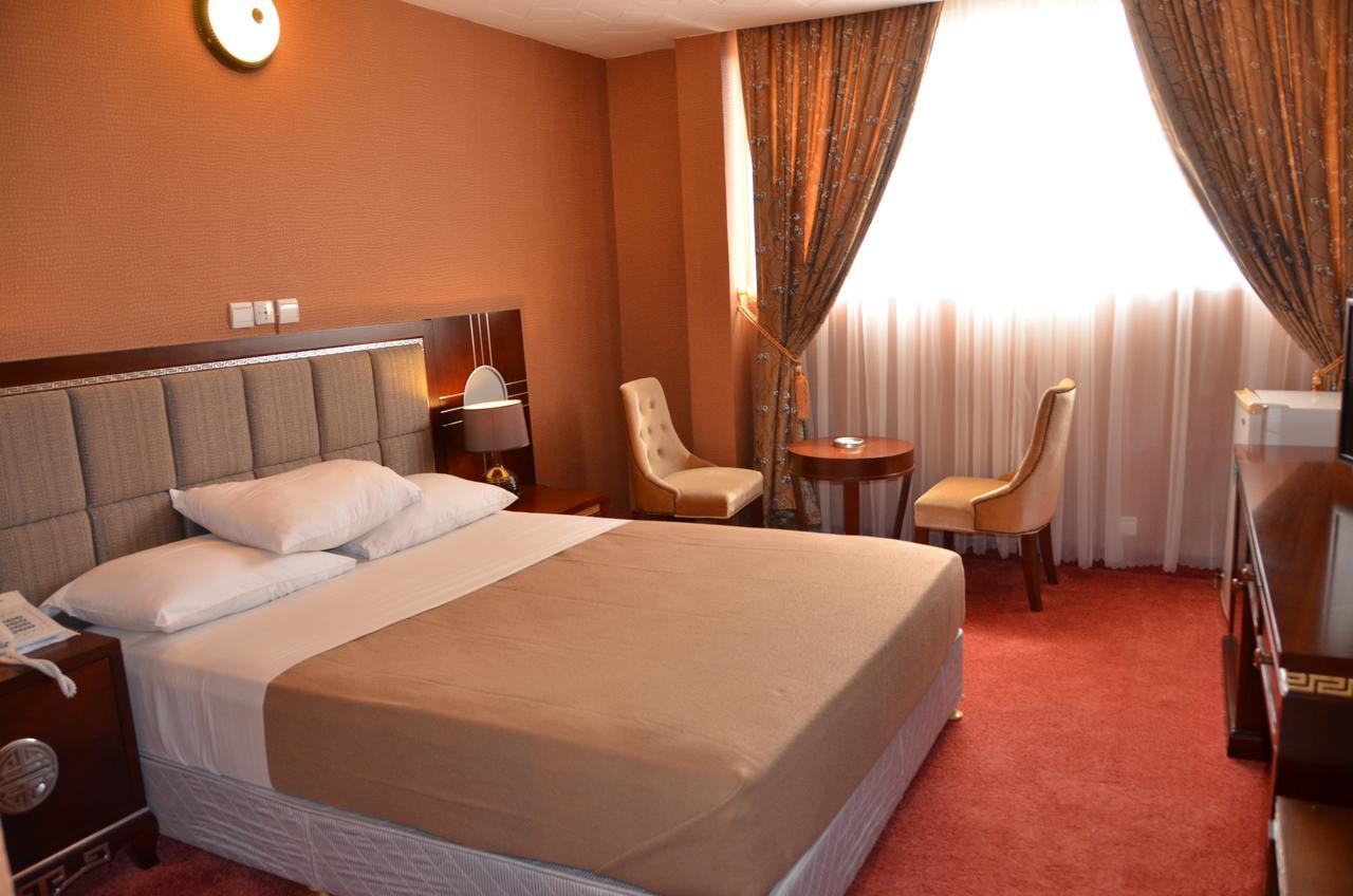 Hotel Palm Beach Ouagadougou Eksteriør bilde