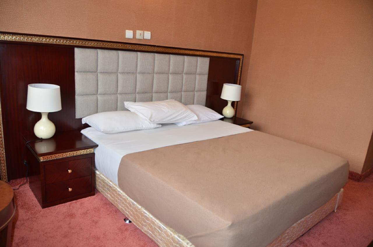 Hotel Palm Beach Ouagadougou Eksteriør bilde