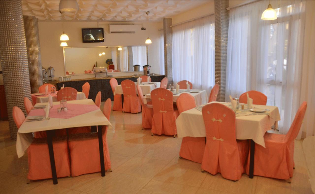 Hotel Palm Beach Ouagadougou Eksteriør bilde